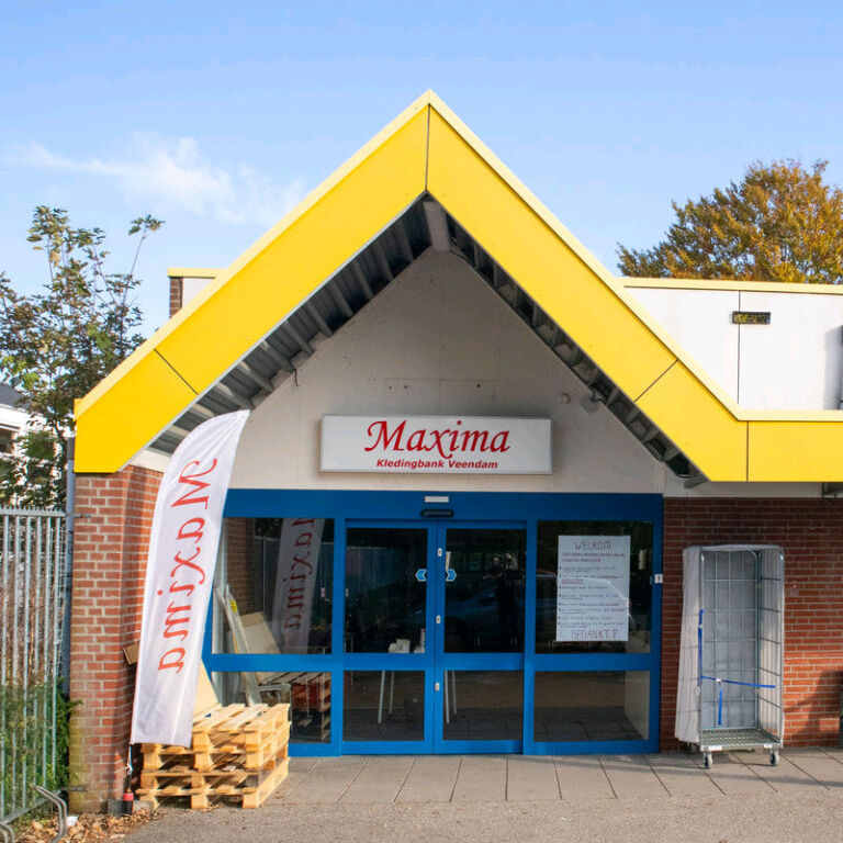 kledingbank maxima veendam logo